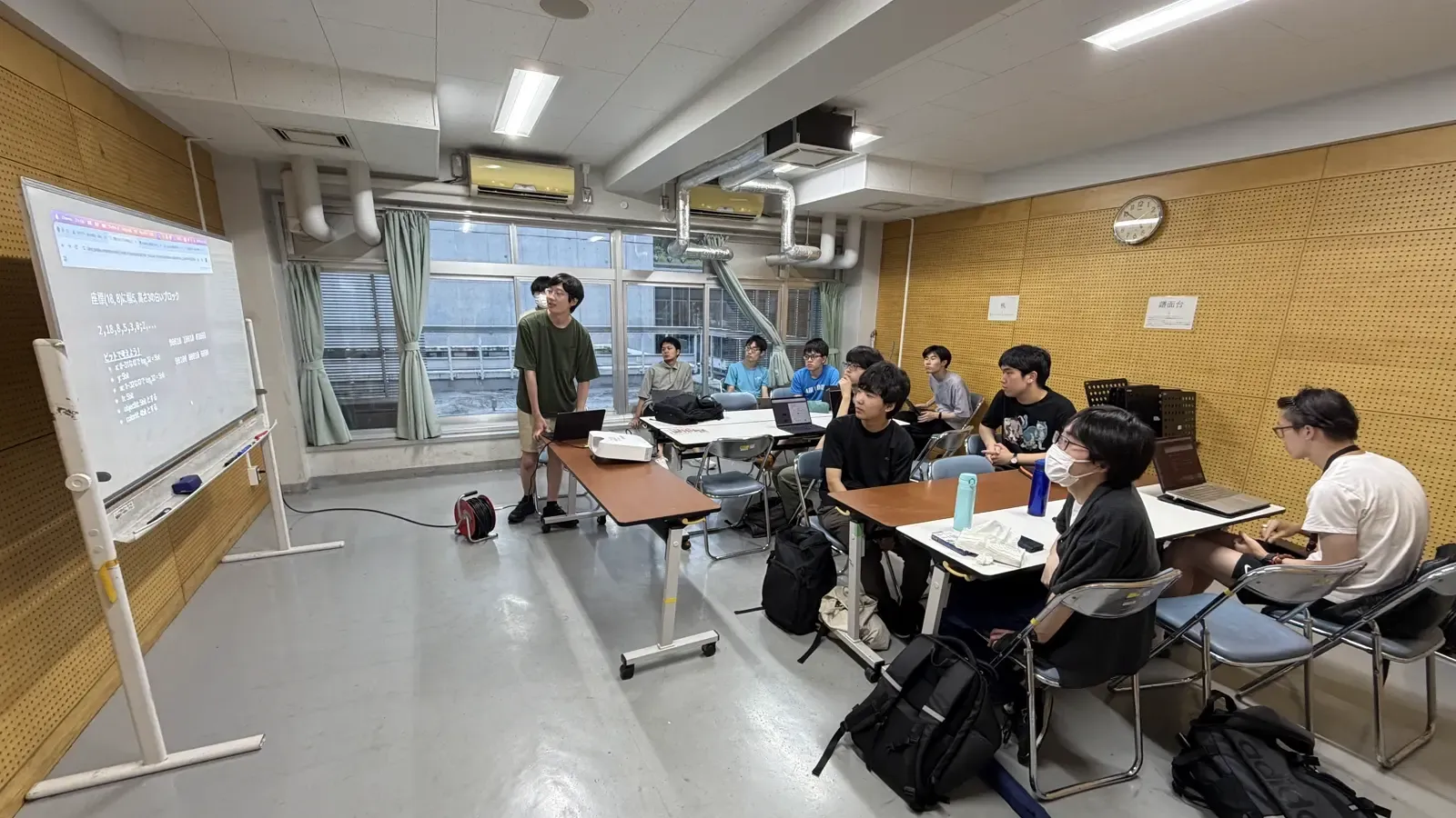 総会の様子